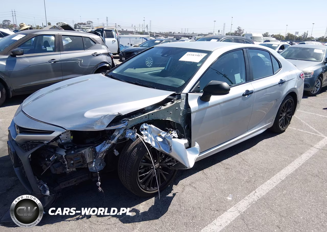 2020 Toyota Camry Se Nightshade Edition VIN:4T1G11AK3LU375987 - 2