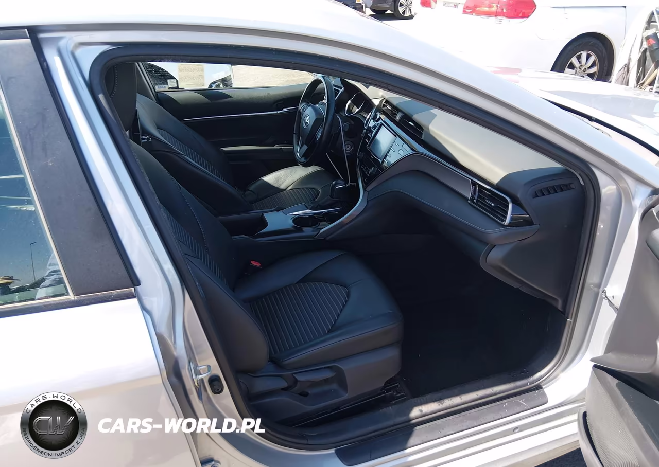 2020 Toyota Camry Se Nightshade Edition VIN:4T1G11AK3LU375987 - 5