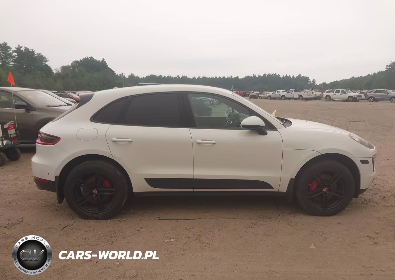 2016 Porsche Macan S VIN:WP1AB2A52GLB58285 - 12
