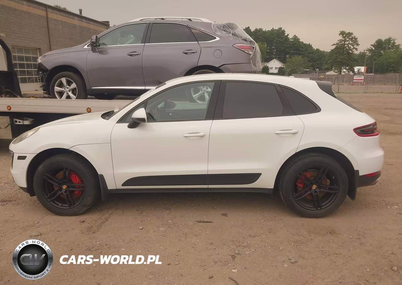 2016 Porsche Macan S VIN:WP1AB2A52GLB58285 - 13