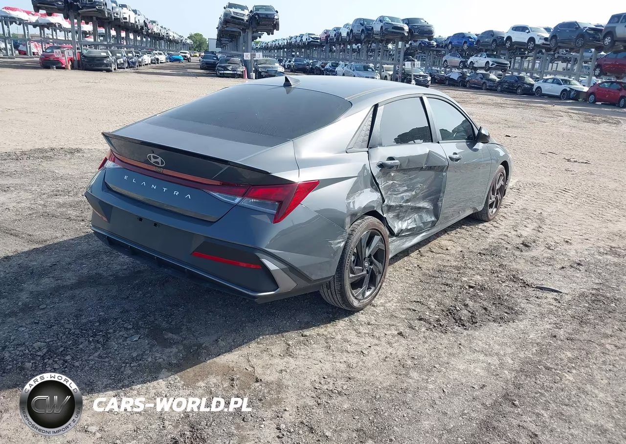 2026 Hyundai Elantra Sel Sport VIN:KMHLM4DGXTU175199 - 4