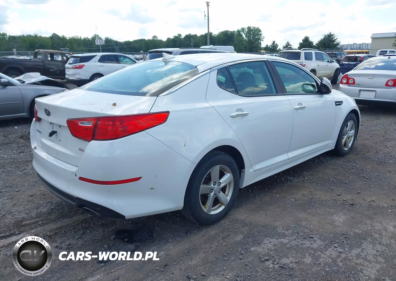 2015 Kia Optima Lx VIN:5XXGM4A7XFG507050 - 4