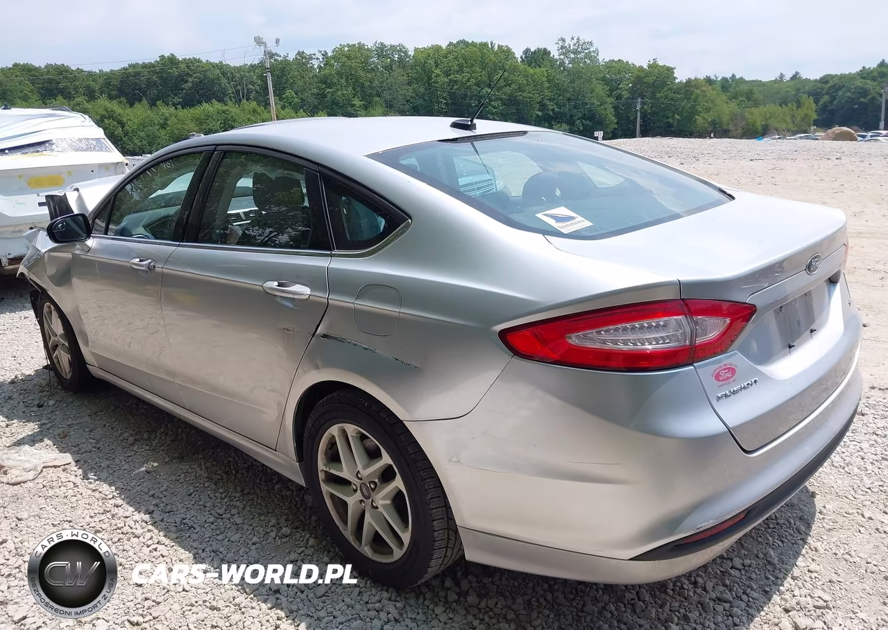 2013 Ford Fusion Se VIN:3FA6P0H7XDR335138 - 3