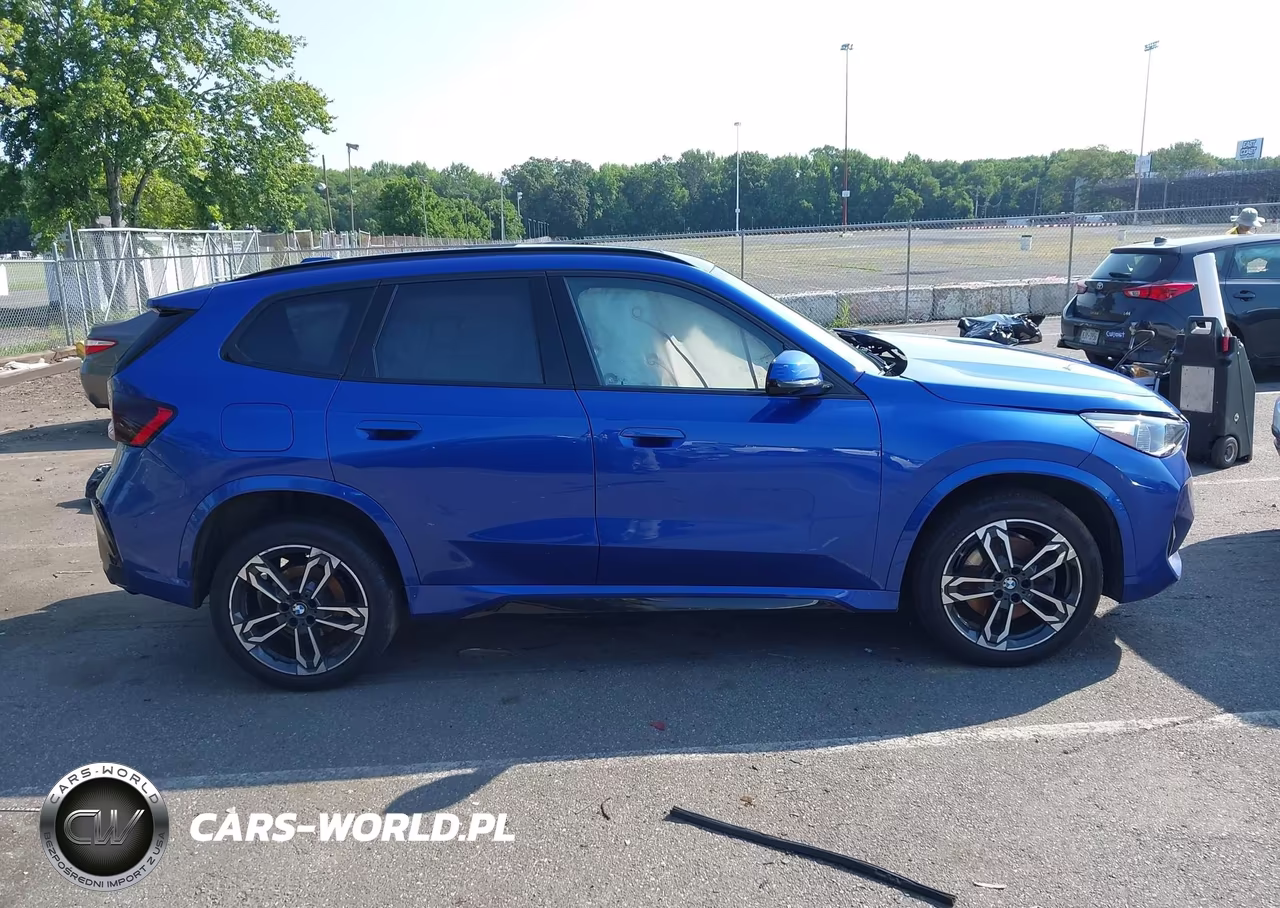 2023 BMW X1 xDrive28I VIN:WBX73EF02P5W13571 - 13