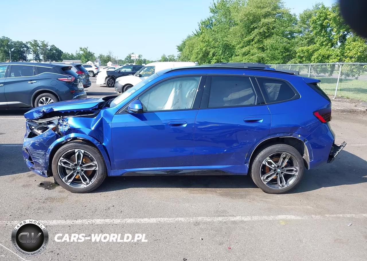 2023 BMW X1 xDrive28I VIN:WBX73EF02P5W13571 - 14