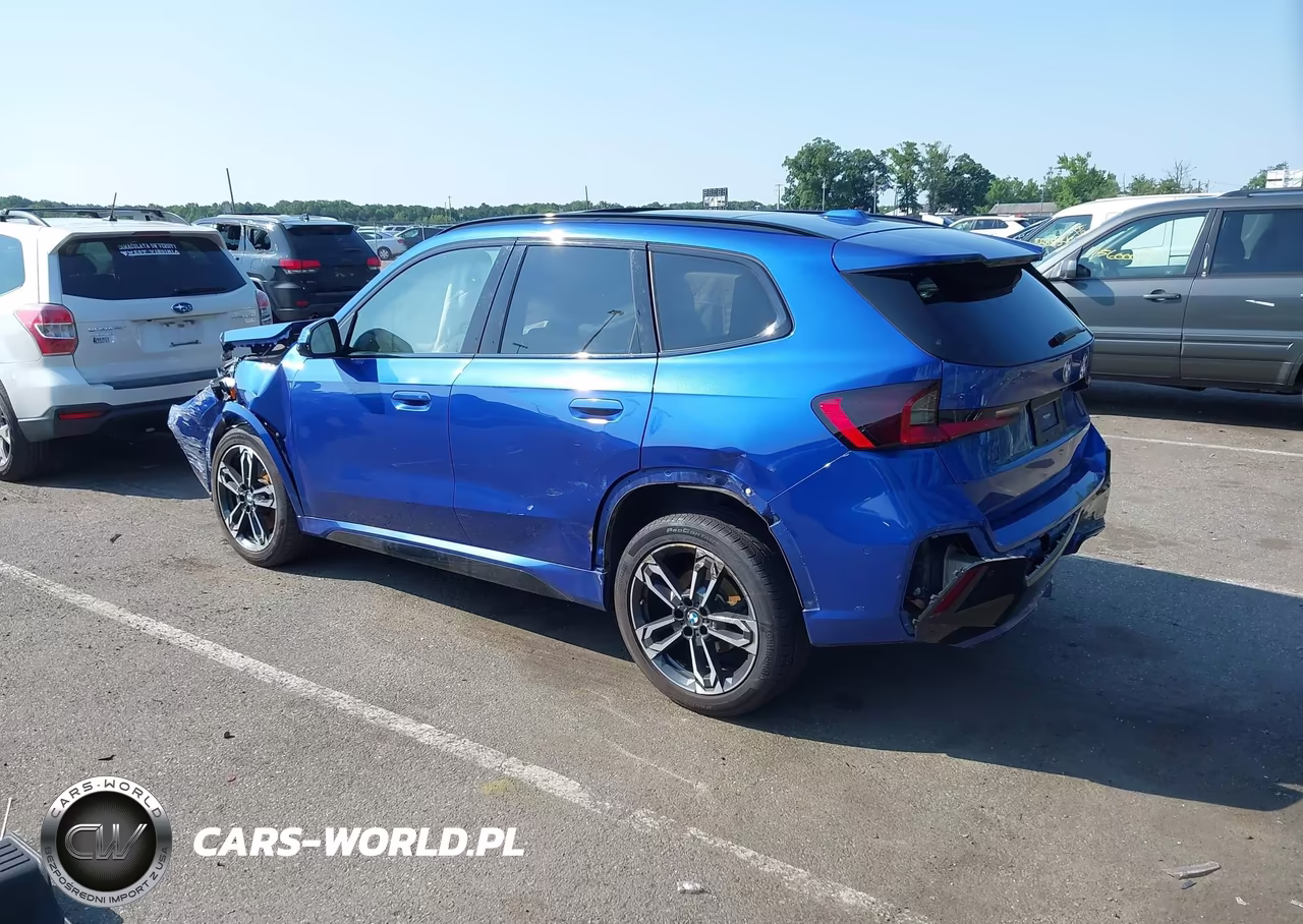 2023 BMW X1 xDrive28I VIN:WBX73EF02P5W13571 - 3