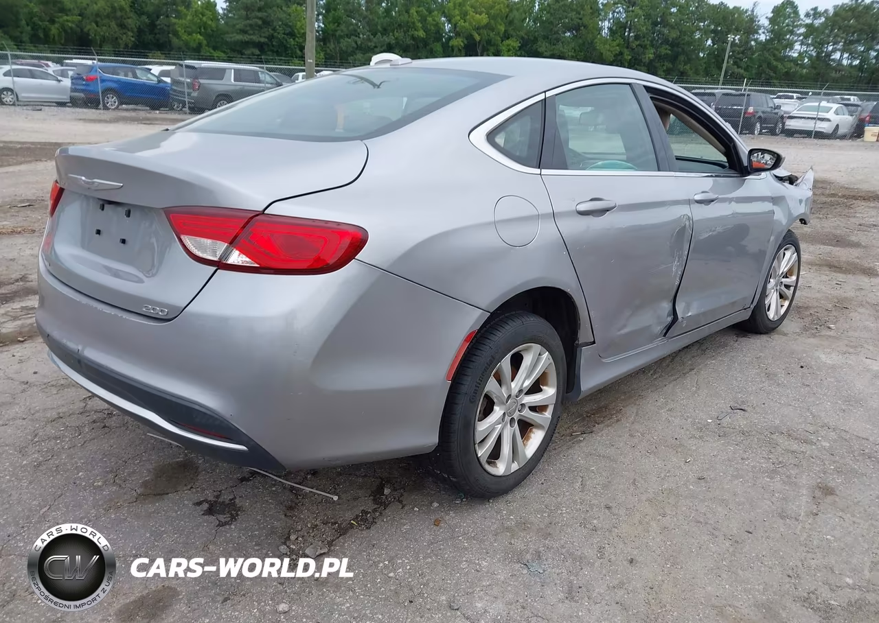 2015 Chrysler 200 Limited VIN:1C3CCCABXFN603348 - 4