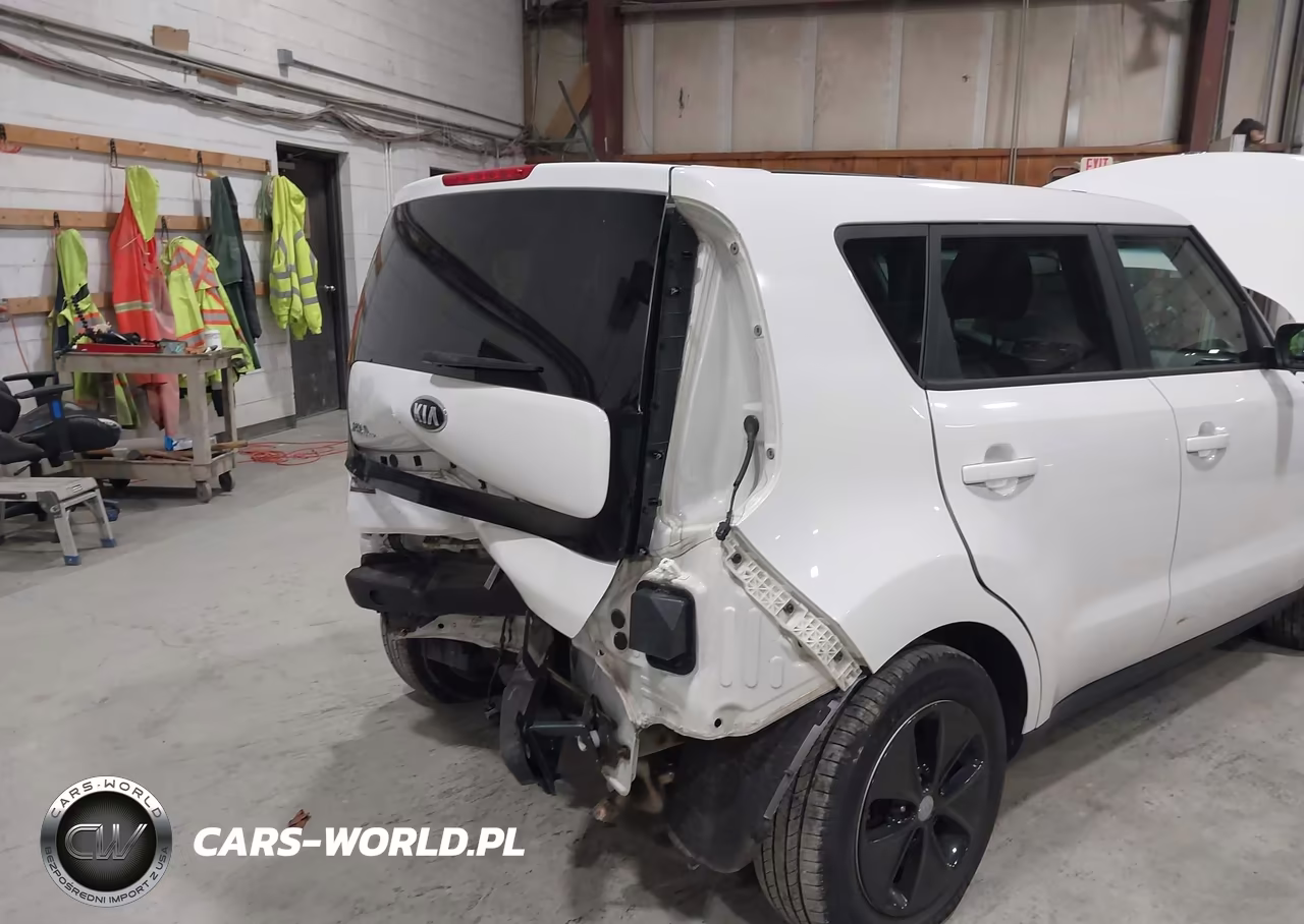 2014 Kia Soul VIN:KNDJN2A23E7010747 - 13