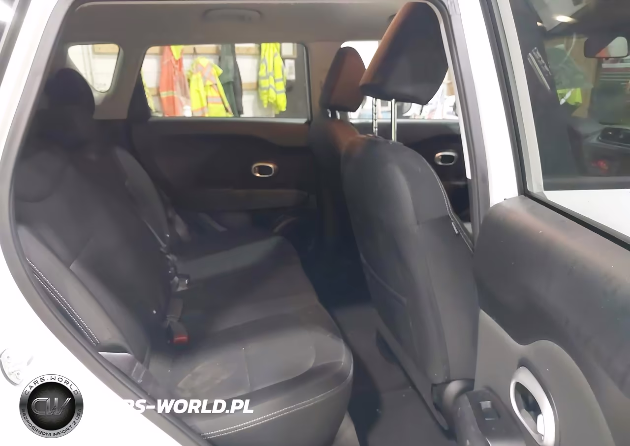 2014 Kia Soul VIN:KNDJN2A23E7010747 - 8