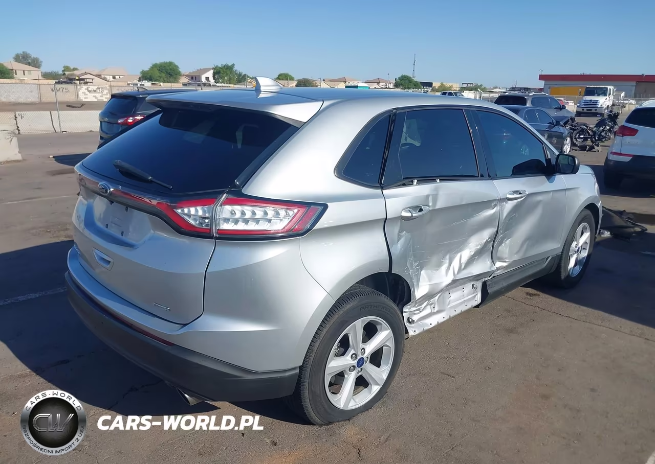 2018 Ford Edge Se VIN:2FMPK3G93JBB39937 - 4