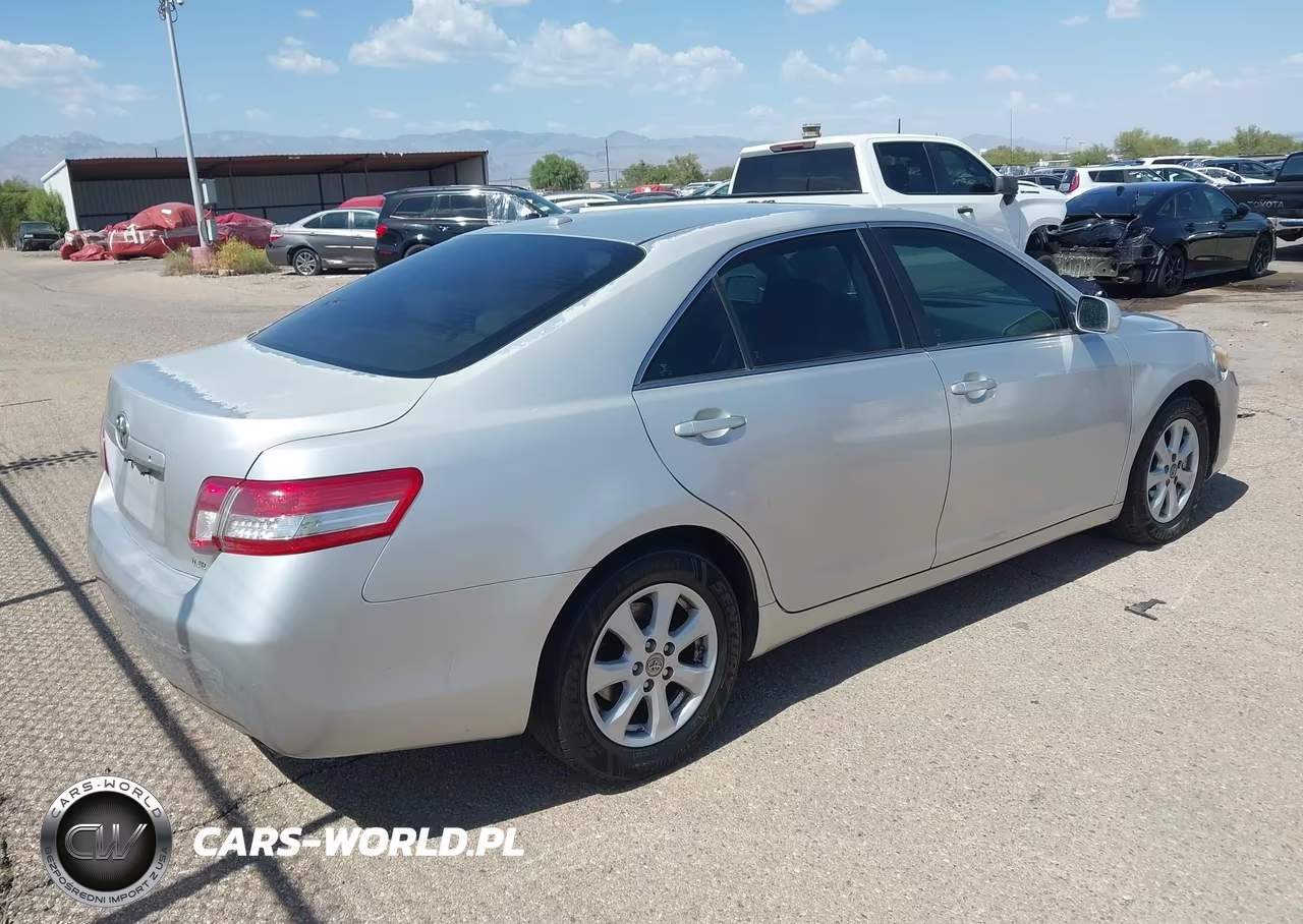 2010 Toyota Camry Le VIN:4T4BF3EK5AR071712 - 4