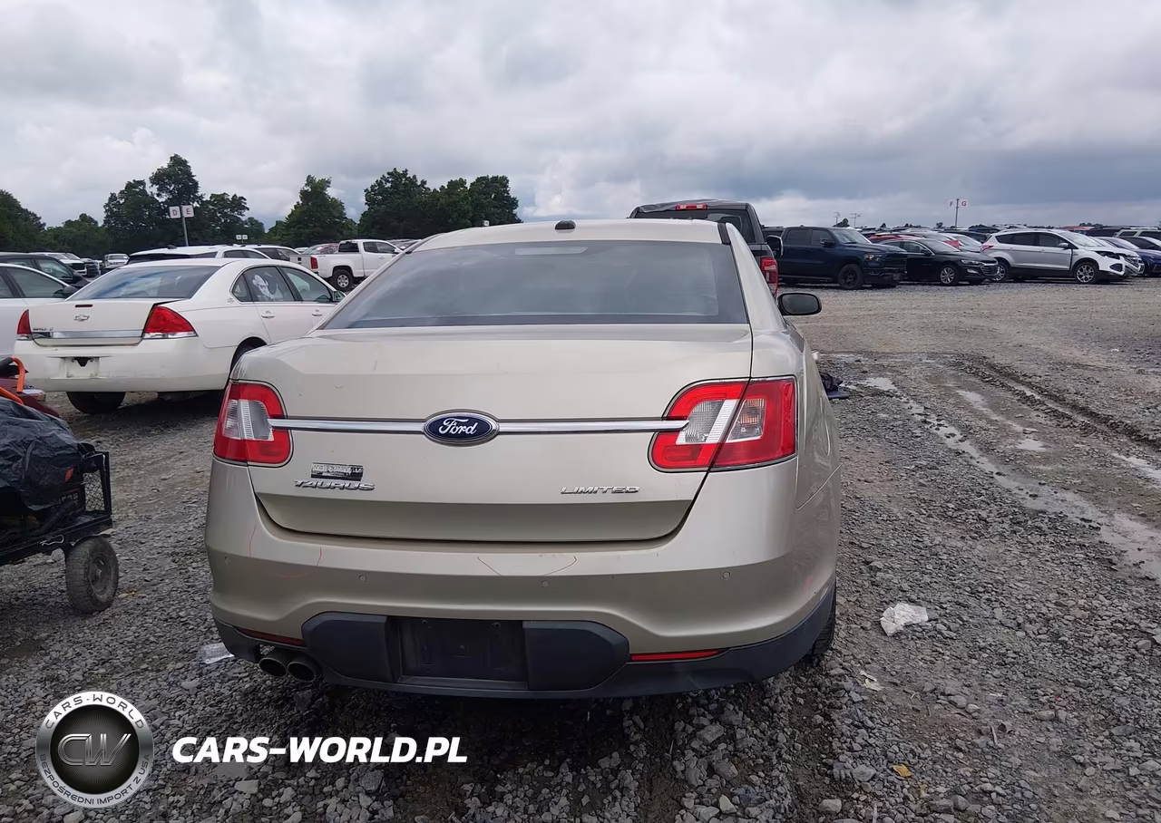 2010 Ford Taurus Limited VIN:1FAHP2FWXAG118755 - 17