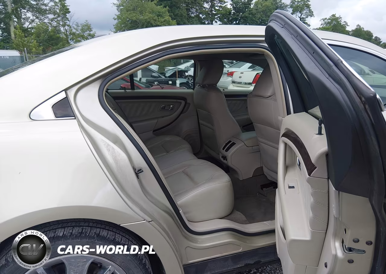 2010 Ford Taurus Limited VIN:1FAHP2FWXAG118755 - 8