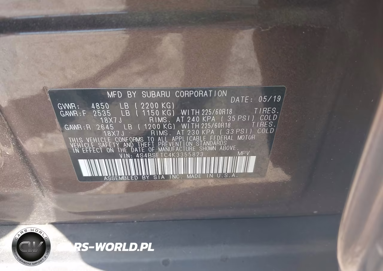 2019 Subaru Outback 3.6R Touring VIN:4S4BSETC4K3355823 - 9
