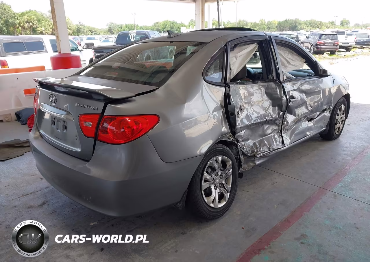 2010 Hyundai Elantra Gls VIN:KMHDU4AD9AU035222 - 4