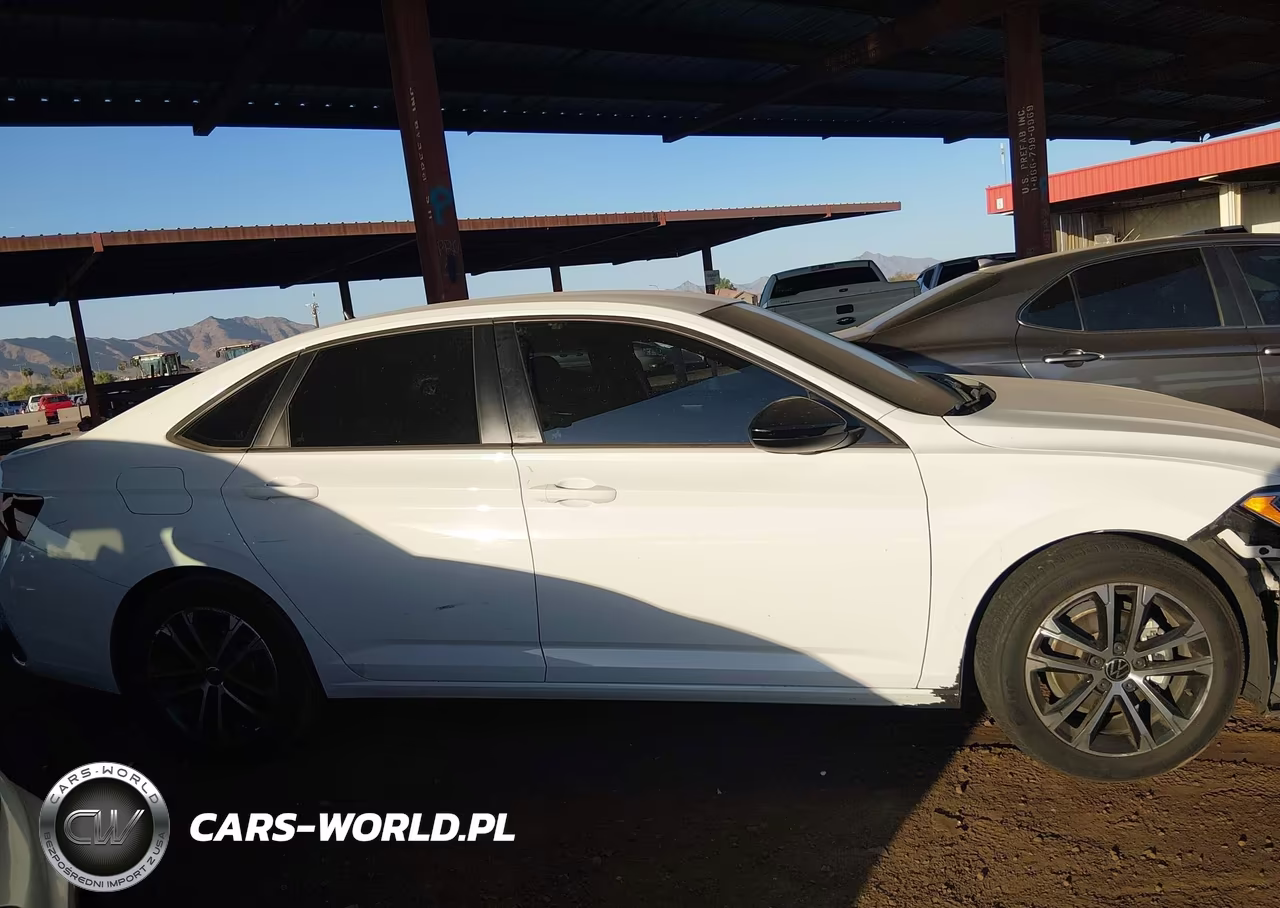 2022 Volkswagen Jetta 1.5T Sport VIN:3VWBM7BU3NM023313 - 14