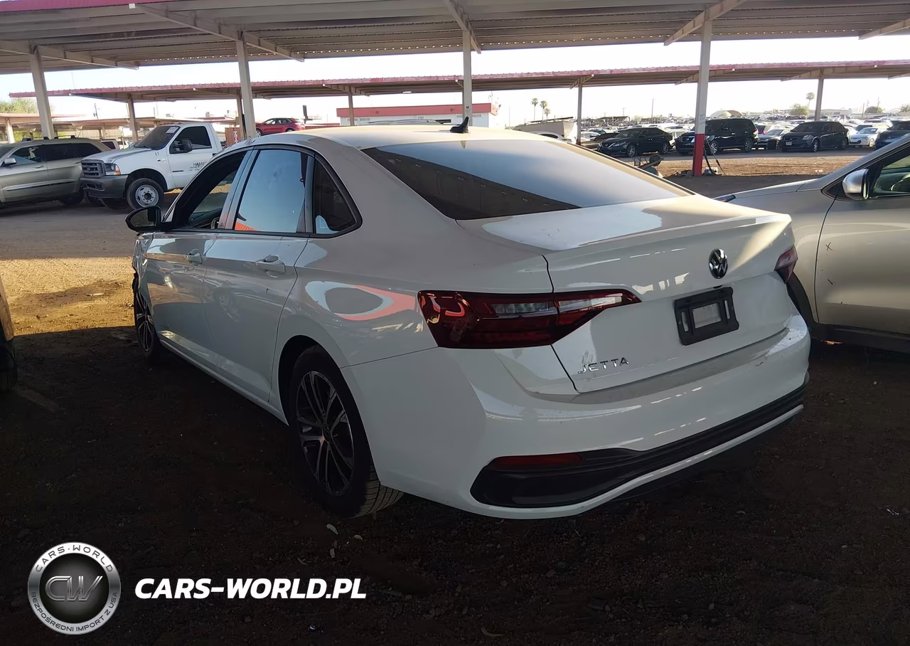 2022 Volkswagen Jetta 1.5T Sport VIN:3VWBM7BU3NM023313 - 3