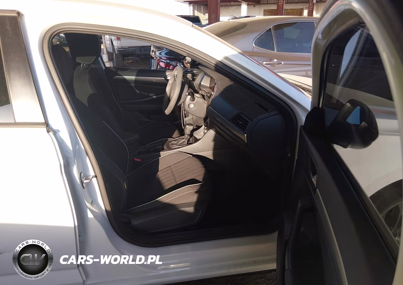 2022 Volkswagen Jetta 1.5T Sport VIN:3VWBM7BU3NM023313 - 5