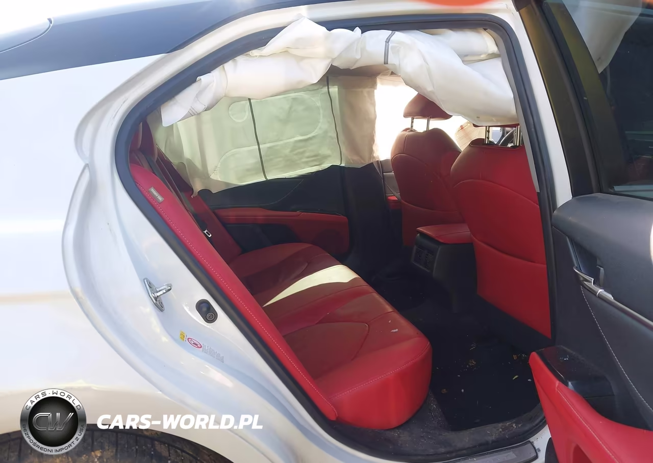 2018 Toyota Camry Xse VIN:4T1B61HK1JU049698 - 8