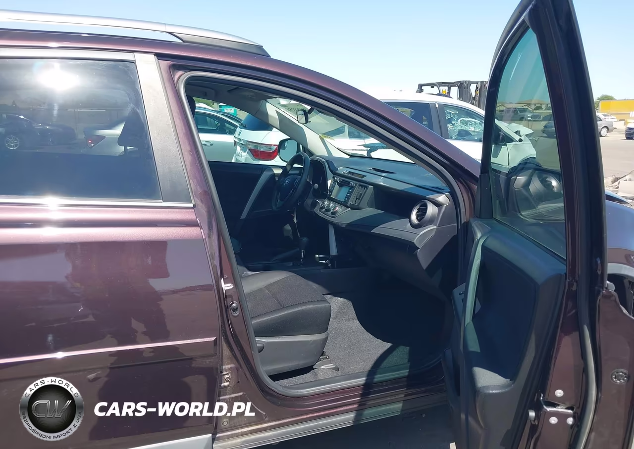 2018 Toyota Rav4 Le VIN:2T3ZFREV3JW515991 - 5