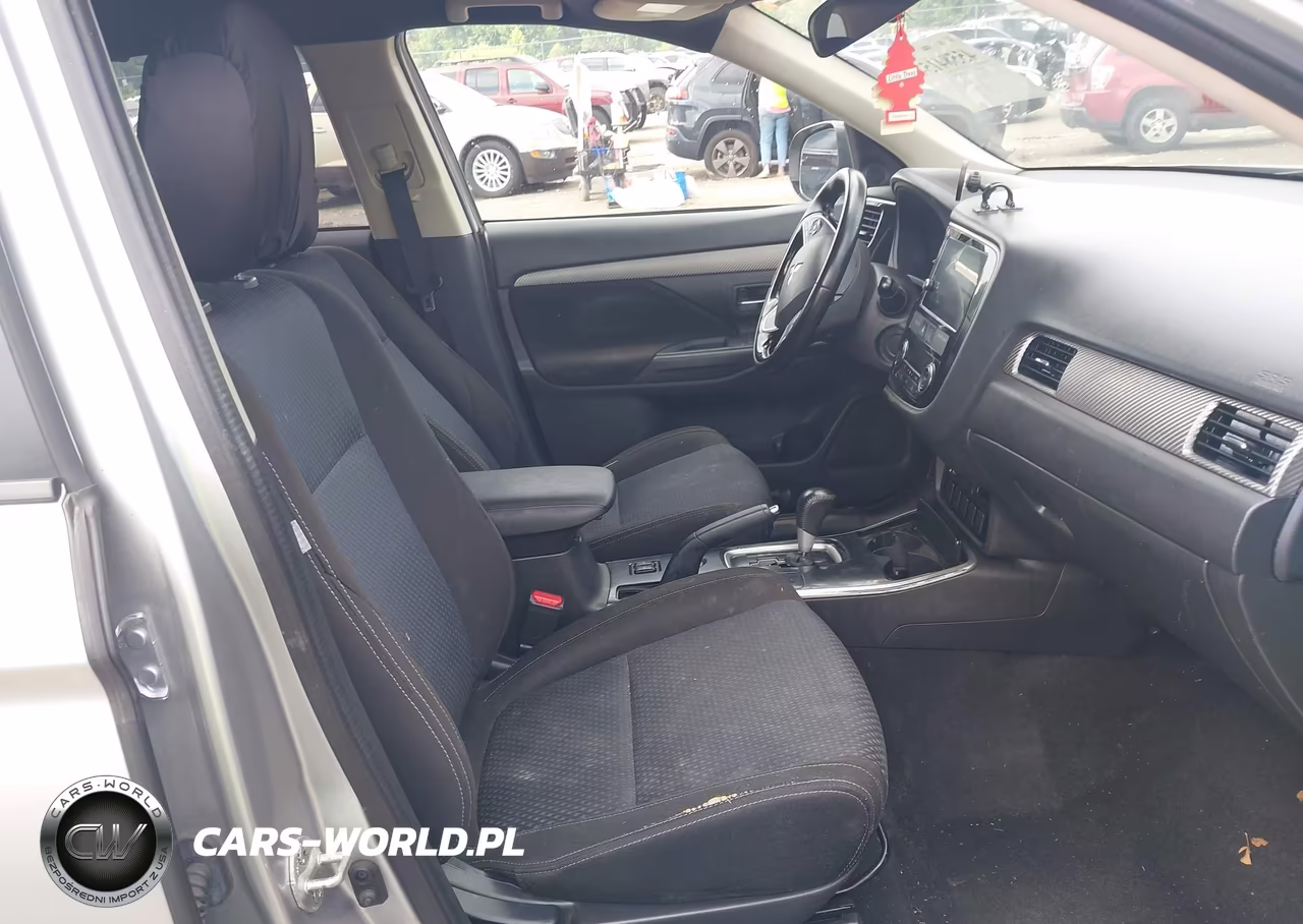 2018 Mitsubishi Outlander Se VIN:JA4AD3A37JJ000361 - 5