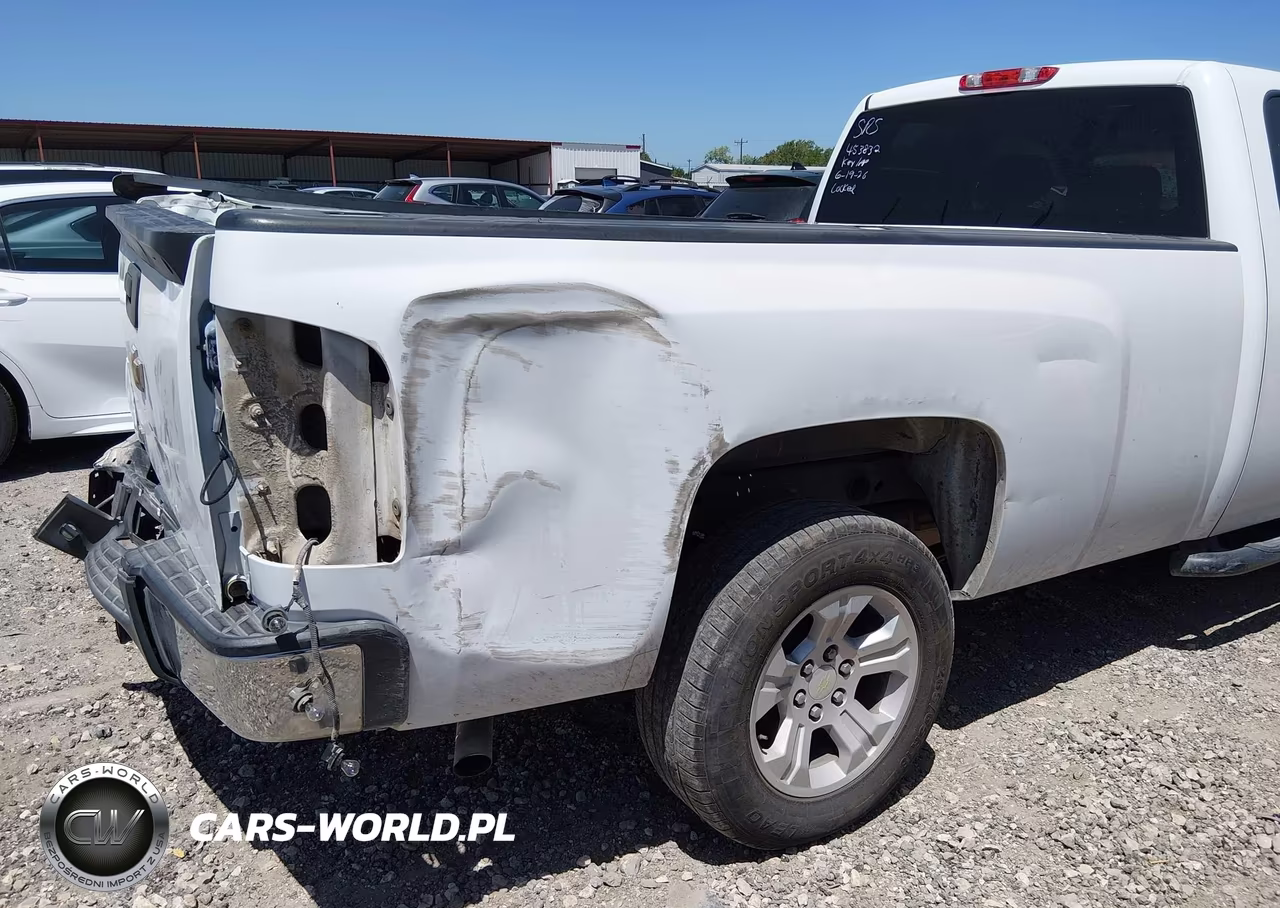 2011 Chevrolet Silverado 1500 Work Truck VIN:1GCRCPE07BZ384051 - 18