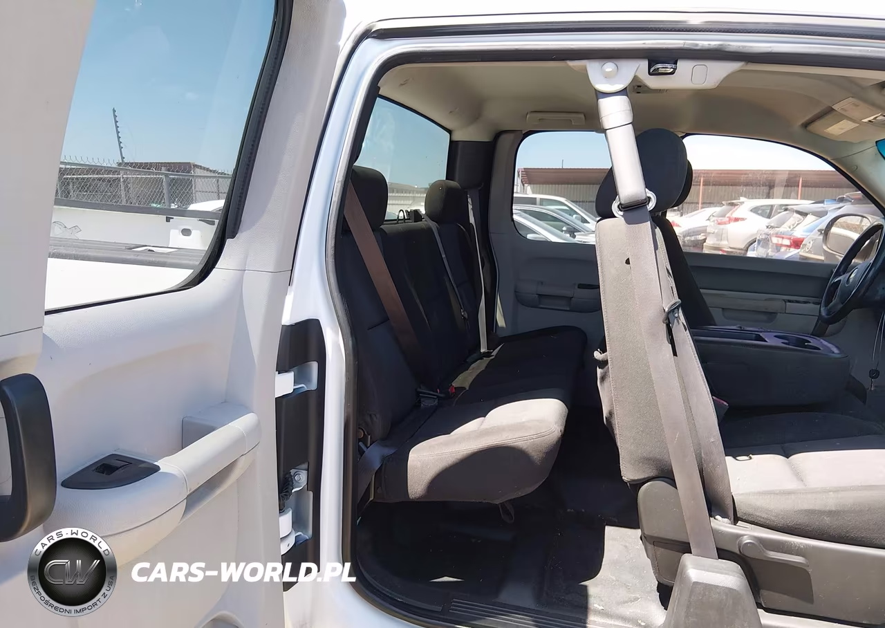 2011 Chevrolet Silverado 1500 Work Truck VIN:1GCRCPE07BZ384051 - 8