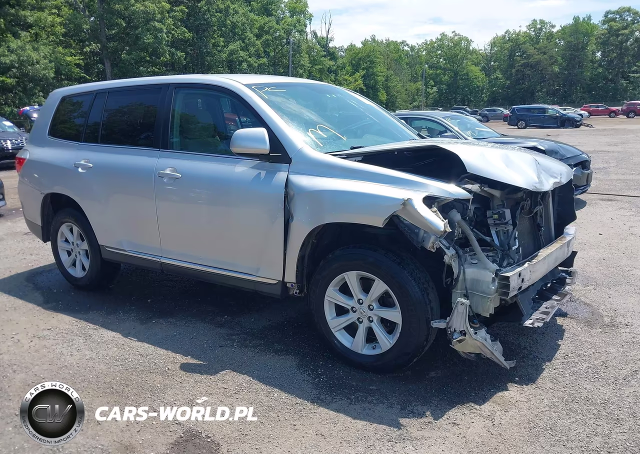 2013 Toyota Highlander Base V6 – zdjęcie 1 z 16