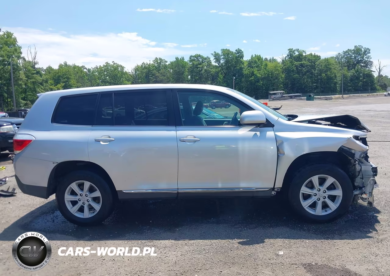 2013 Toyota Highlander Base V6 VIN:5TDZK3EH3DS128091 - 13