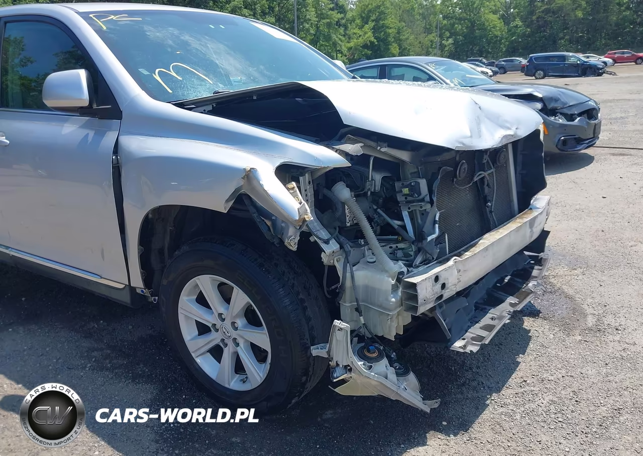 2013 Toyota Highlander Base V6 VIN:5TDZK3EH3DS128091 - 6