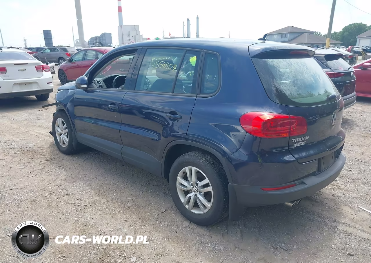 2013 Volkswagen Tiguan S VIN:WVGAV7AX1DW556598 - 3