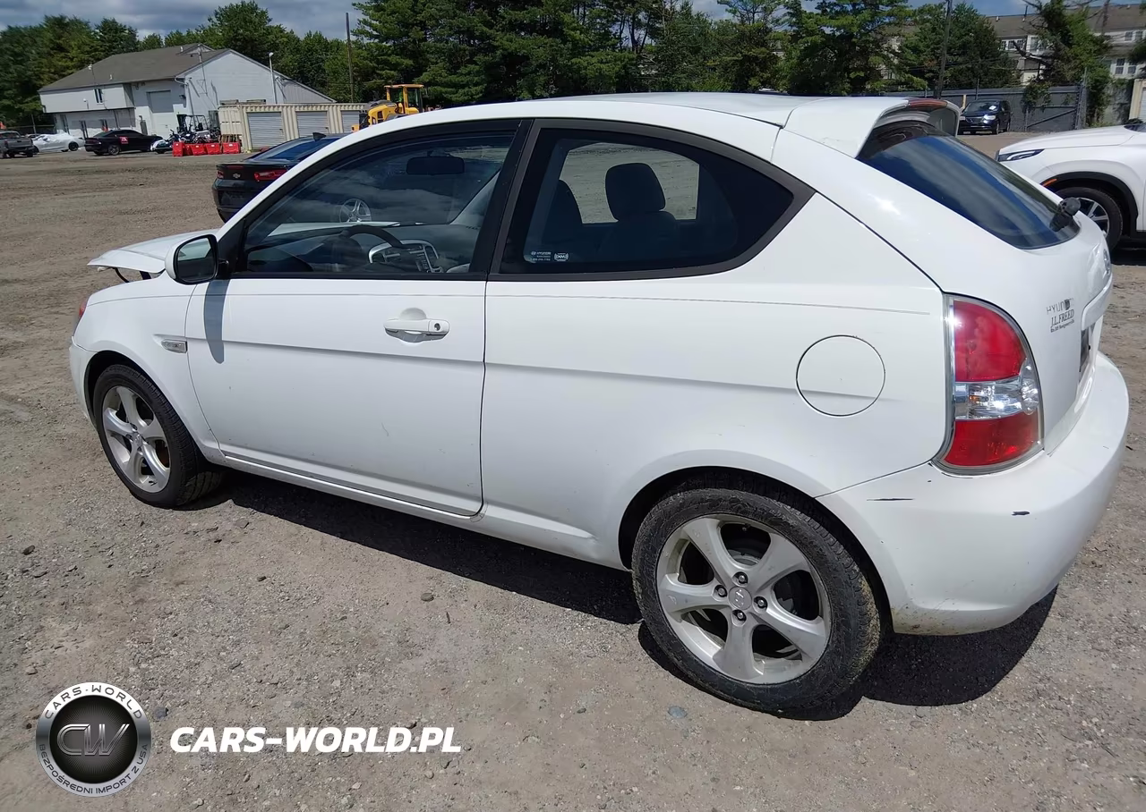 2011 Hyundai Accent Se VIN:KMHCN3AC6BU199233 - 3