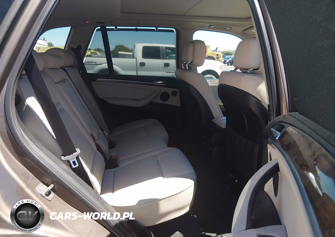 2012 BMW X5 xDrive35D VIN:5UXZW0C55CL674238 - 8
