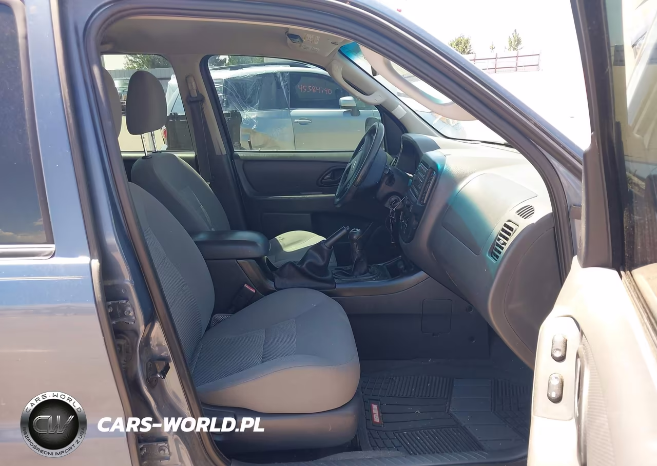 2005 Ford Escape Xls VIN:1FMYU92Z75KC72947 - 5