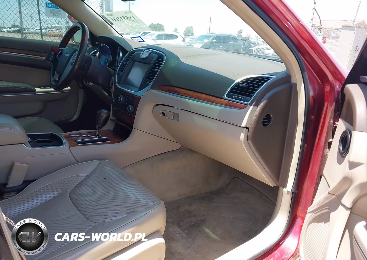 2011 Chrysler 300 Limited VIN:2C3CA5CG6BH528922 - 5