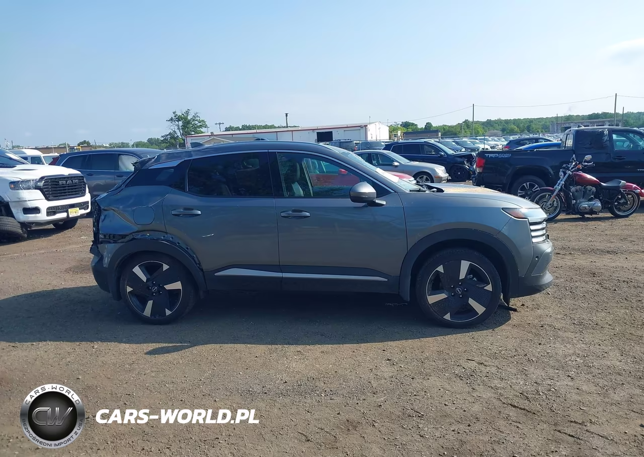 2025 Nissan Kicks Sr Intelligent Awd VIN:3N8AP6DB8SL370413 - 13