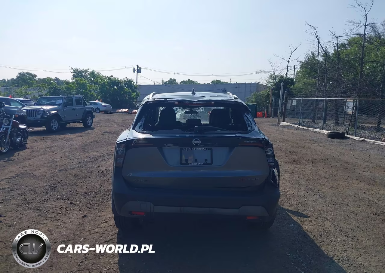 2025 Nissan Kicks Sr Intelligent Awd VIN:3N8AP6DB8SL370413 - 16