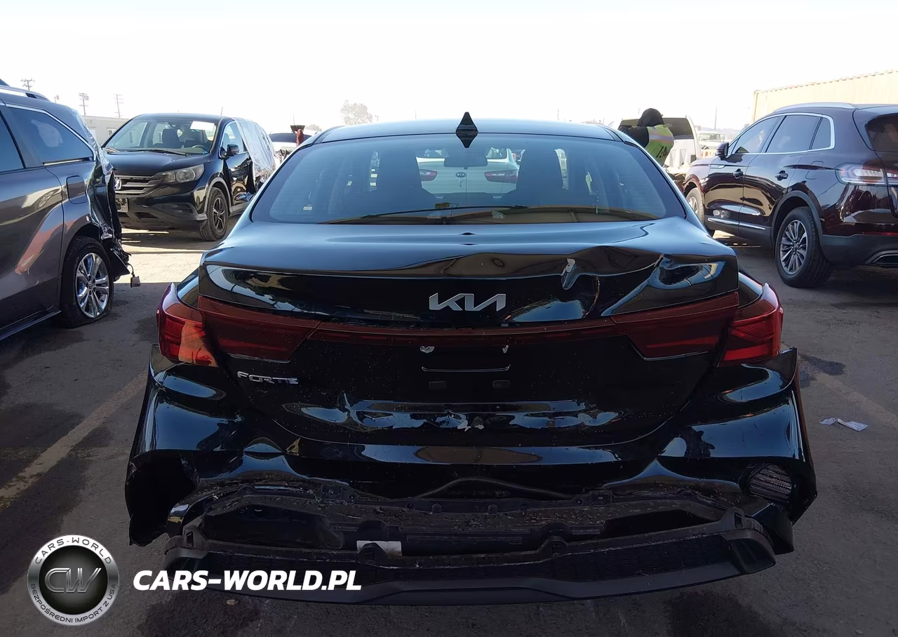 2024 Kia Forte Lxs VIN:3KPF24AD9RE824886 - 16