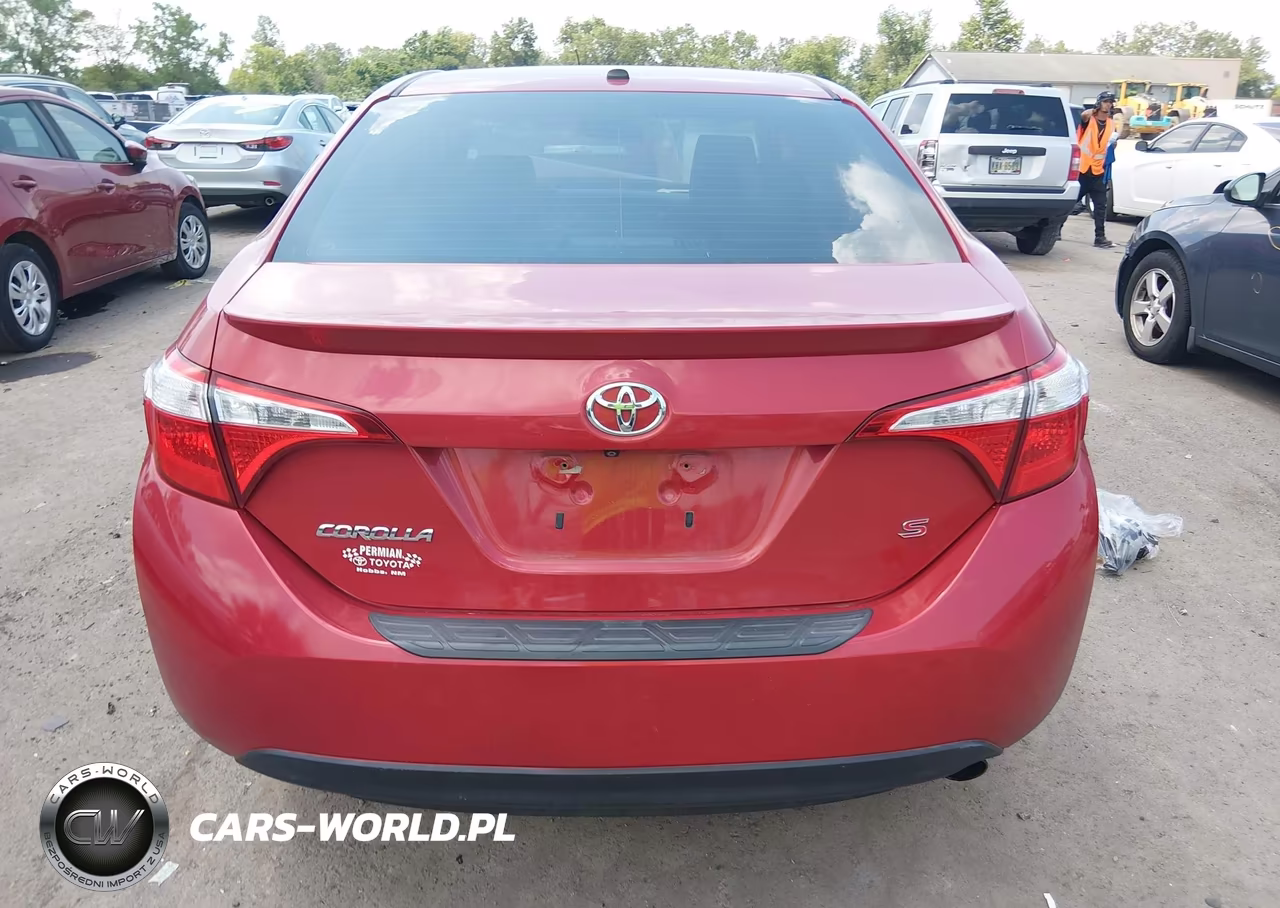 2015 Toyota Corolla S Plus VIN:5YFBURHE6FP195456 - 17