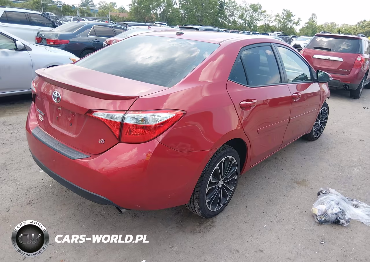 2015 Toyota Corolla S Plus VIN:5YFBURHE6FP195456 - 4