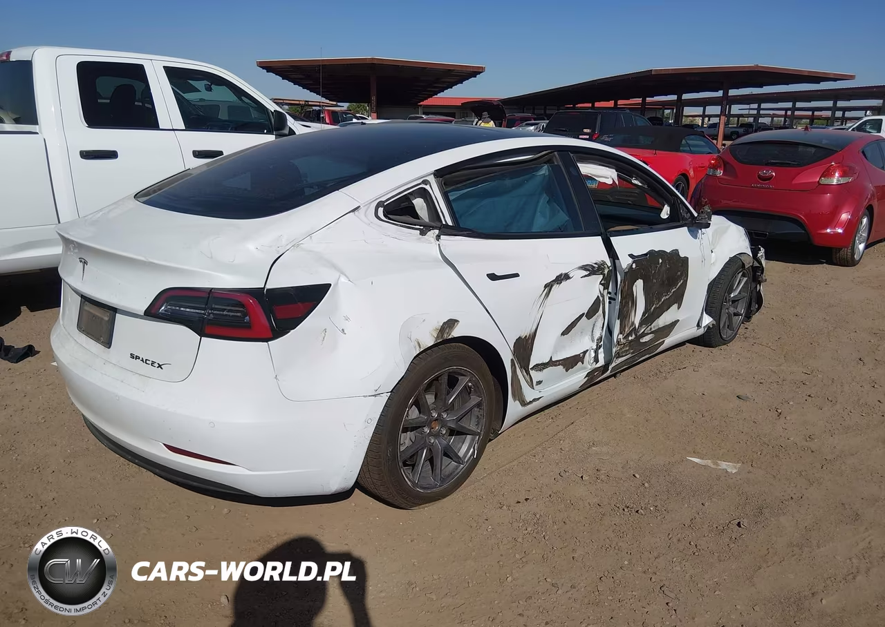 2021 Tesla Model 3 Standard Range Plus Rear-Wheel Drive VIN:5YJ3E1EA8MF002141 - 4