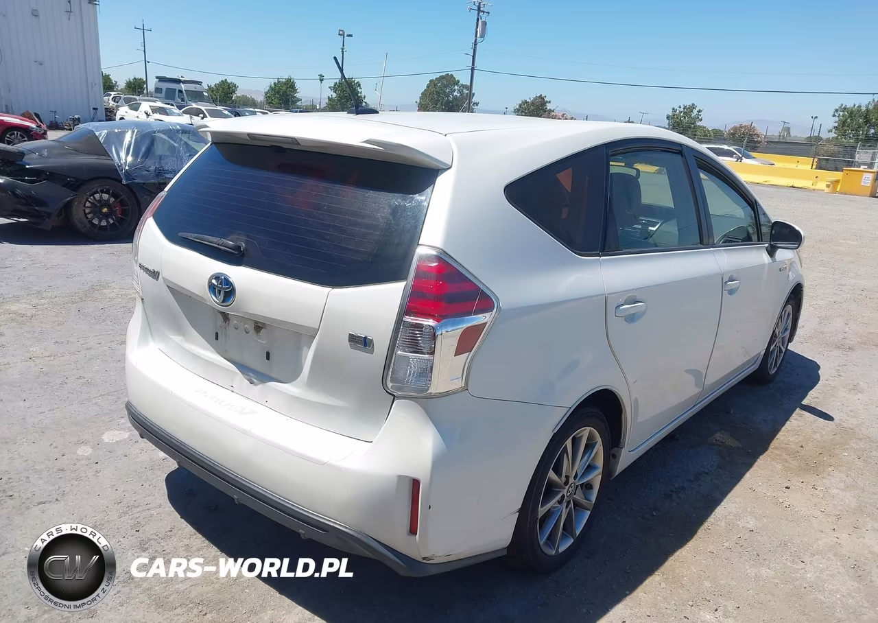 2015 Toyota Prius V Five VIN:JTDZN3EU7FJ037779 - 4