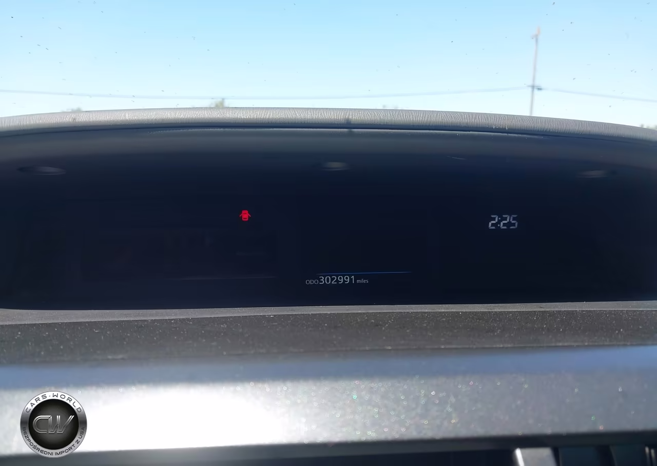 2015 Toyota Prius V Five VIN:JTDZN3EU7FJ037779 - 7
