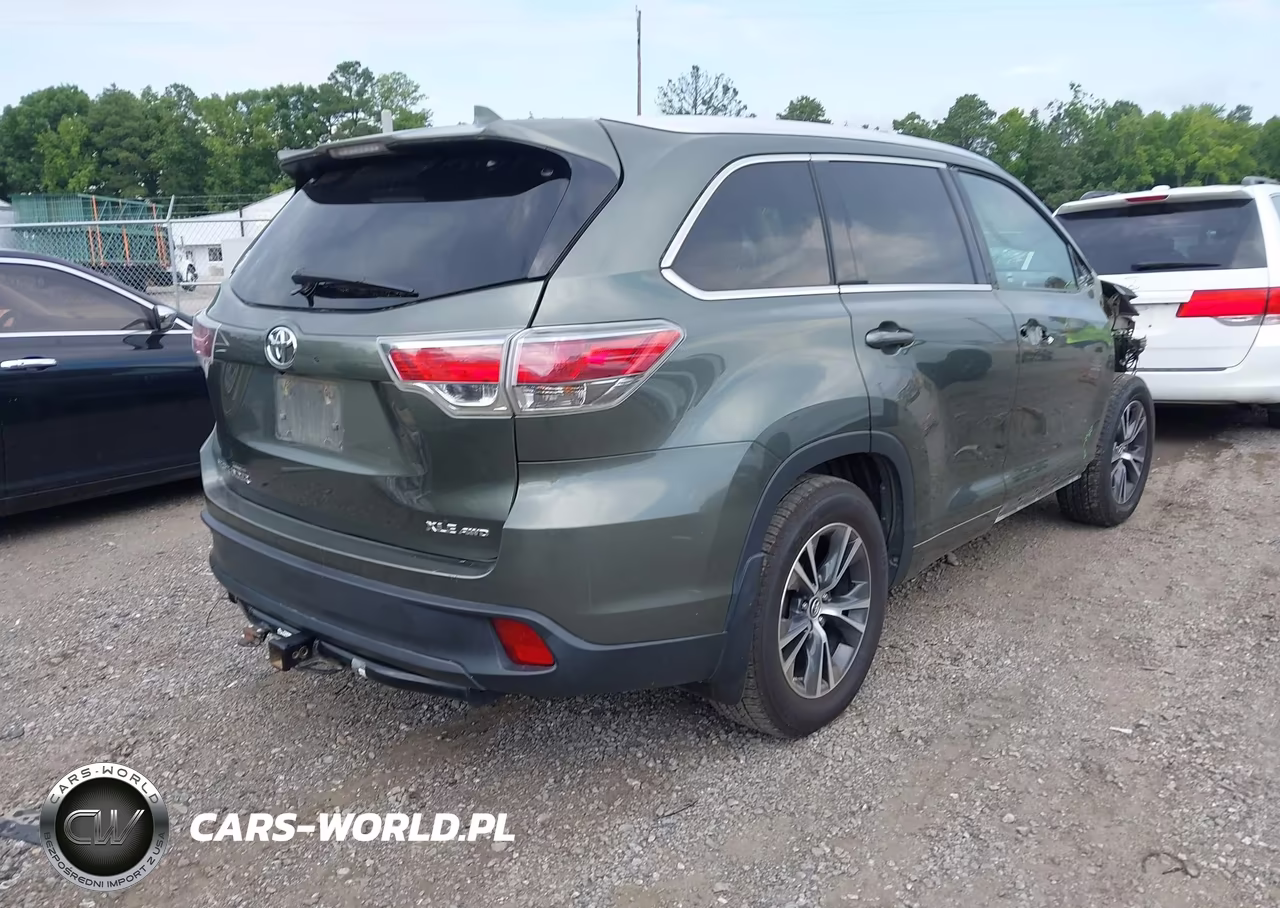 2016 Toyota Highlander Xle V6 VIN:5TDJKRFH3GS324860 - 4