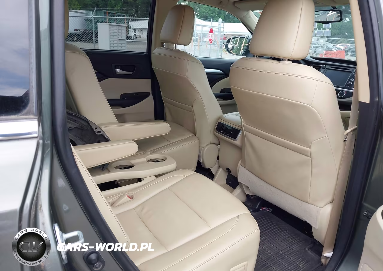 2016 Toyota Highlander Xle V6 VIN:5TDJKRFH3GS324860 - 8