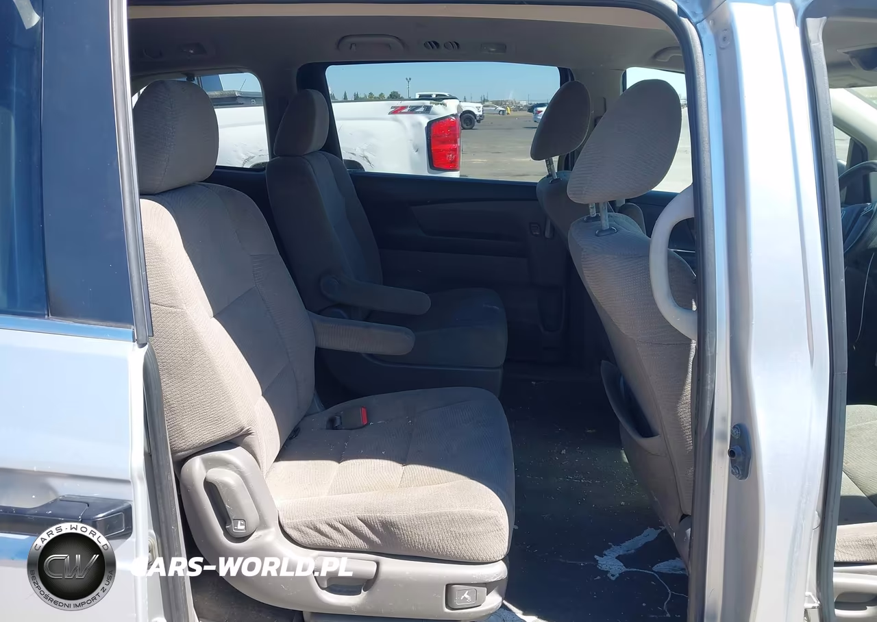 2011 Honda Odyssey Lx VIN:5FNRL5H2XBB053665 - 8