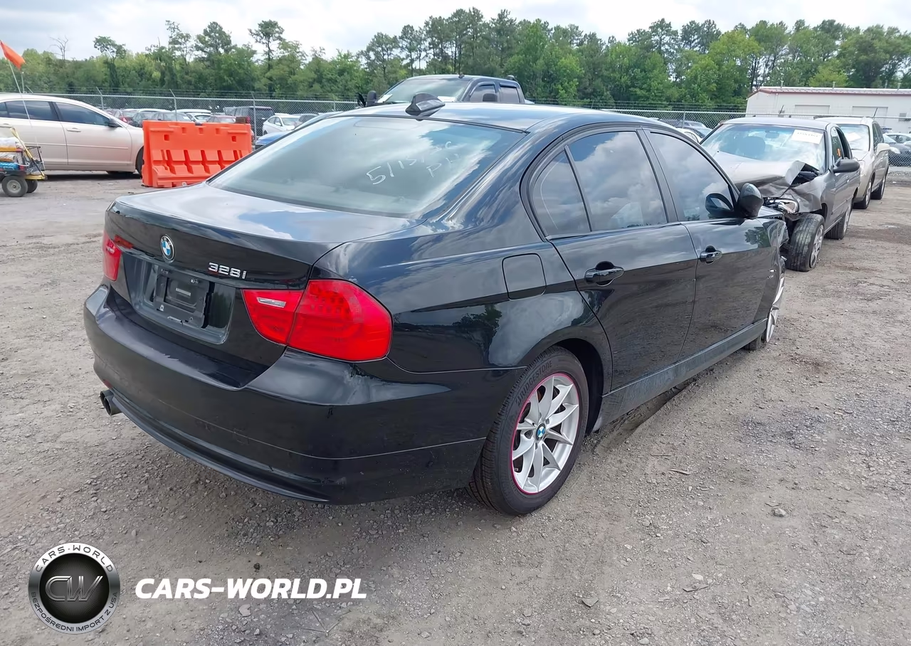 2010 BMW 328I xDrive VIN:WBAPK5C53AA652259 - 4