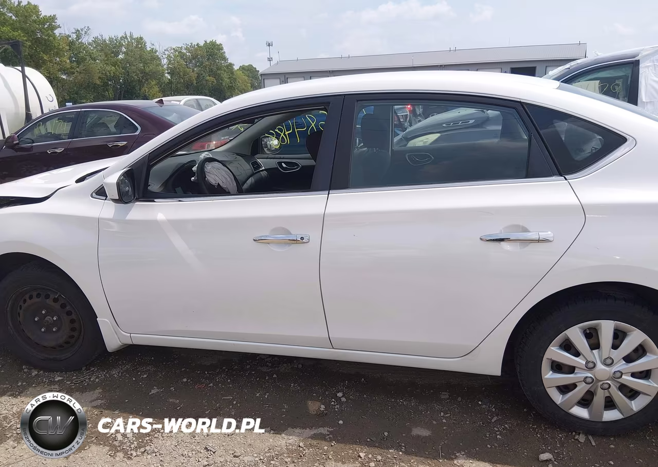 2014 Nissan Sentra S VIN:3N1AB7AP7EL680754 - 15