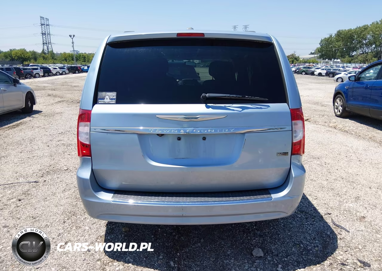 2013 Chrysler Town & Country Touring VIN:2C4RC1BG8DR544689 - 16