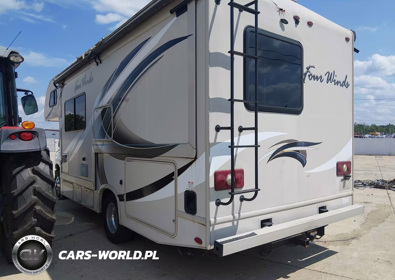 2017 Ford E-450 Cutaway VIN:1FDXE4FS8HDC24701 - 3